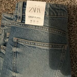 ZARA. Mid-rise Flare Cropped Jeans